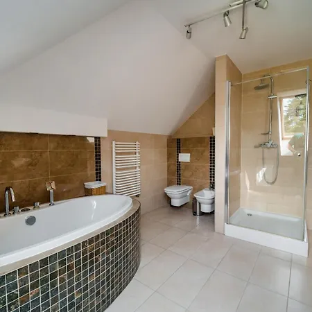 度假居 Lesne Dziarnowko