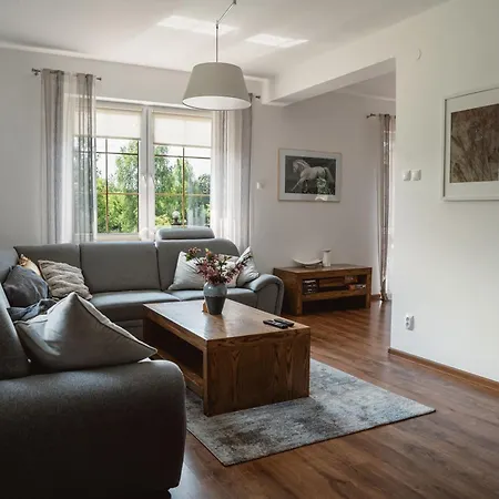 Lesne Dziarnowko 度假居 Iława